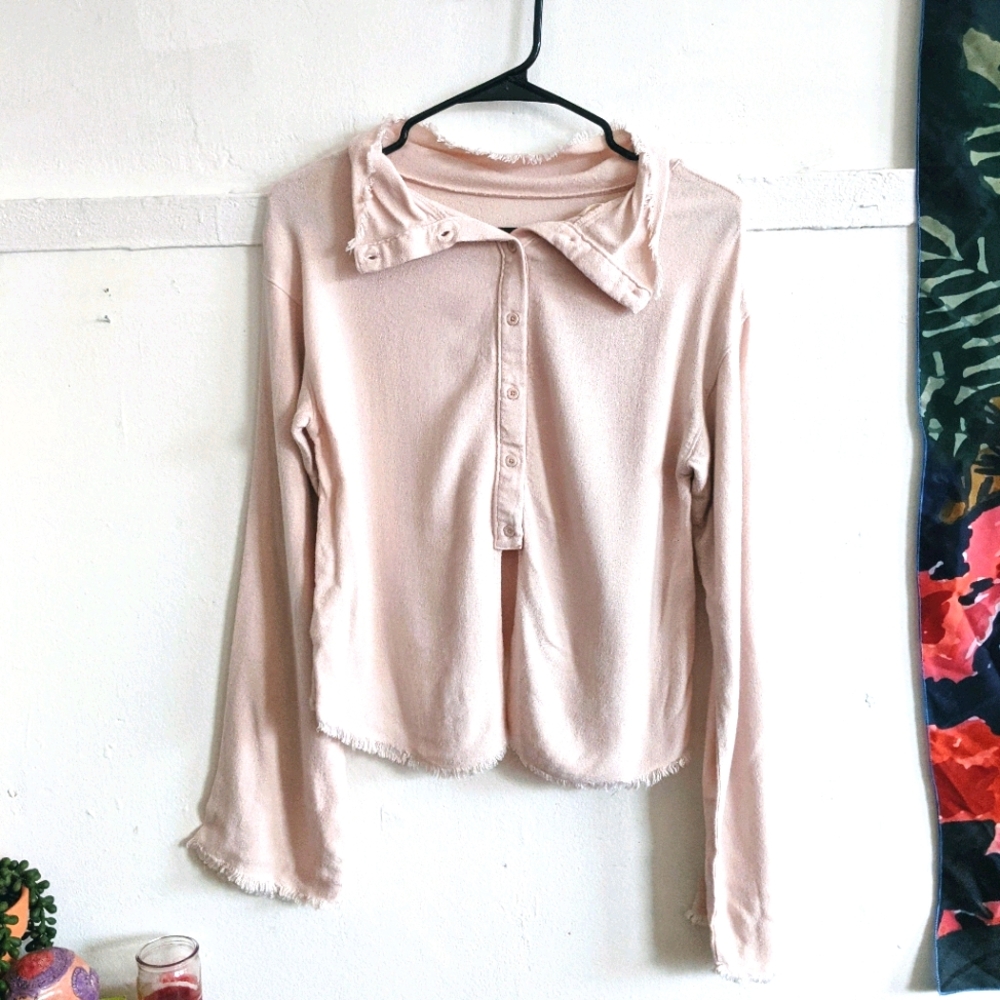 Cloth & Stone Rose Frayed Button Back Top XS